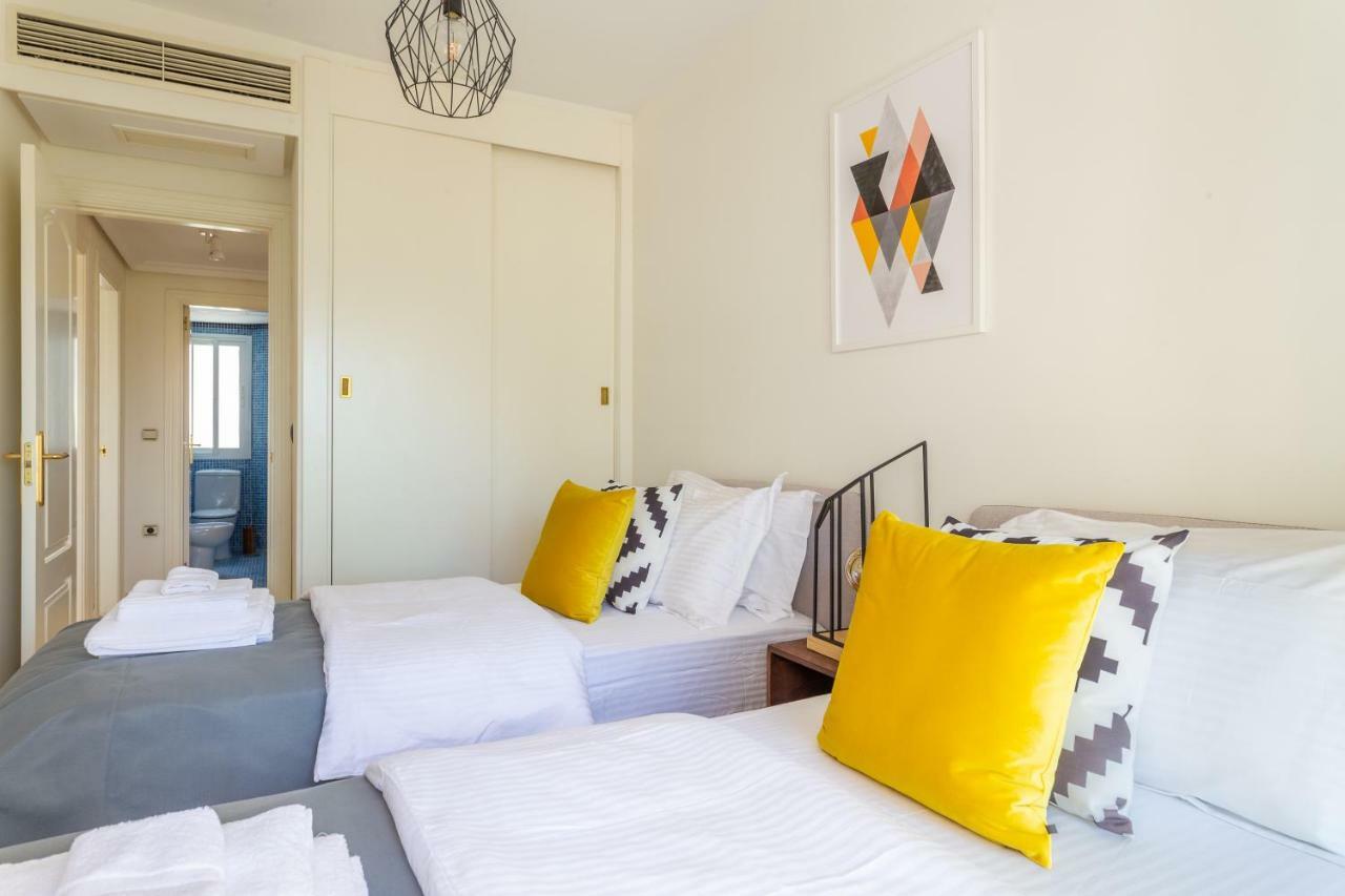 Stylish Townhouse In Beachfront Complex Marbella Exteriör bild